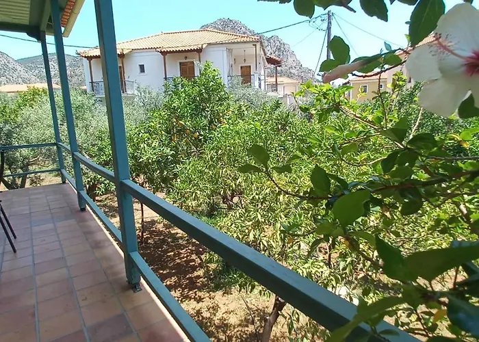 The Valkyries 3 Appartement Leonídion